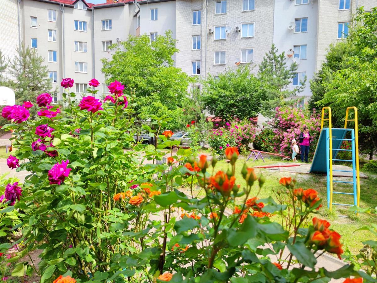 利沃夫Positive公寓 外观 照片